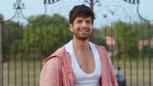 Aami Daakini Season 1 Full HD Free Download Web-DL [Hindi 2.0]